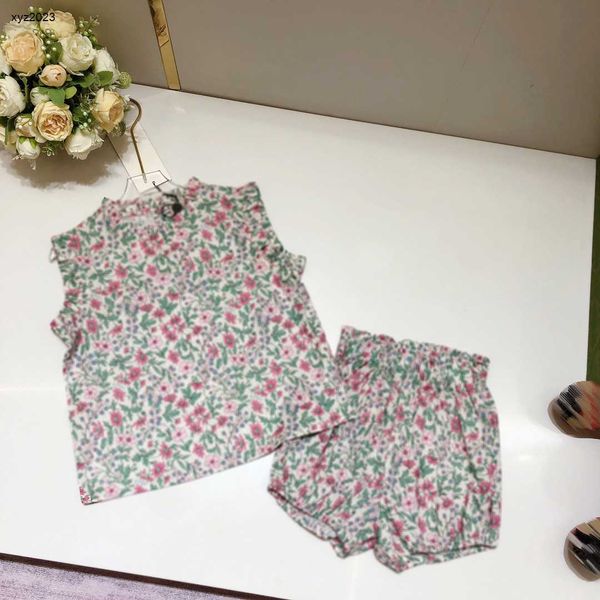 23ss designer girl tracksuit baby summer suit size 110-160 cm 2pcs fragmented full print sleeveless t-shirt and elastic waist shorts july10, White
23ss designer girl tracksuit baby summer suit size 110-160 cm 2pcs fragmented full print sleeveless t-shirt and elastic waist shorts july10, White