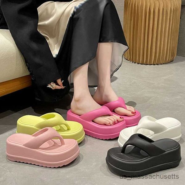 slipper 2023 fashion wedge platform flat slippers women flip flops thick sole clip toe summer shoes casual comfortable sandals woman r230816, Black;grey
slipper 2023 fashion wedge platform flat slippers women flip flops thick sole clip toe summer shoes casual comfortable sandals woman r230816, Black;grey