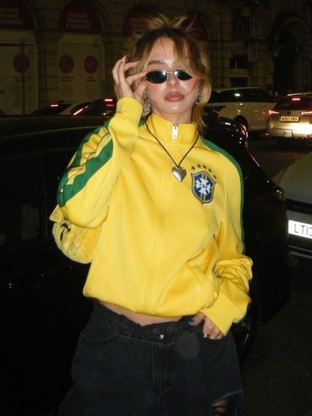 women's hoodies sweatshirts 2000s retro grunge gothic jacket coat y2k aesthetic vintage yellow sweatshirts letter embroidery graphic pa, Black
women's hoodies sweatshirts 2000s retro grunge gothic jacket coat y2k aesthetic vintage yellow sweatshirts letter embroidery graphic pa, Black
