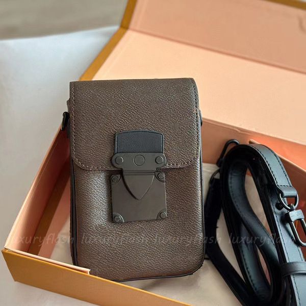 man designer crossbody bags fashion lock vertical mini phone bag new 23ss women shoulder cross body
man designer crossbody bags fashion lock vertical mini phone bag new 23ss women shoulder cross body