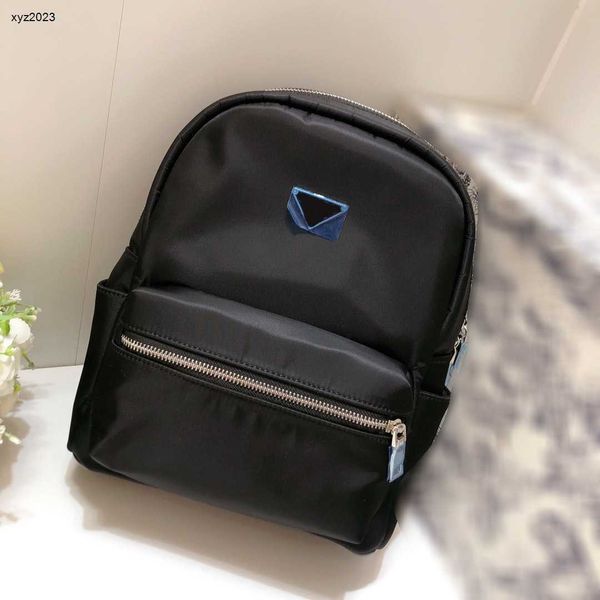 23ss designer baby bag metal geometric logo decoration kids handbags fashion child knapsack size 25*18*10 cm baby school backpack july15
23ss designer baby bag metal geometric logo decoration kids handbags fashion child knapsack size 25*18*10 cm baby school backpack july15