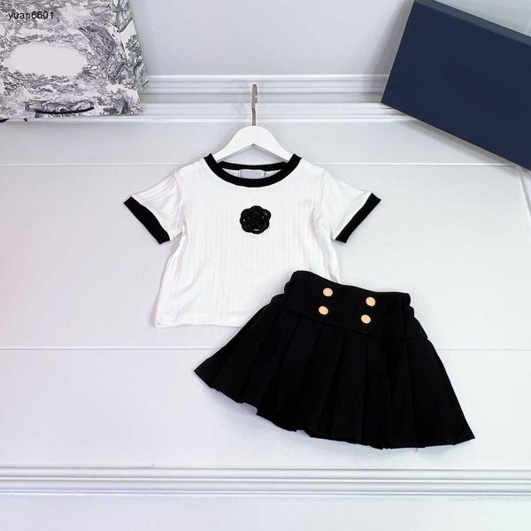 luxury kids tracksuits child sets baby suits size 100-160 cm 2pcs chest floral embellishment t-shirt and pleated skirt luxurious july05, White
luxury kids tracksuits child sets baby suits size 100-160 cm 2pcs chest floral embellishment t-shirt and pleated skirt luxurious july05, White