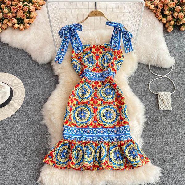2023 new fashion women's spaghetti strap print floral retro baroque style high waist bodycon mermaid dress smlxlxxl265t, Black;gray
2023 new fashion women's spaghetti strap print floral retro baroque style high waist bodycon mermaid dress smlxlxxl265t, Black;gray