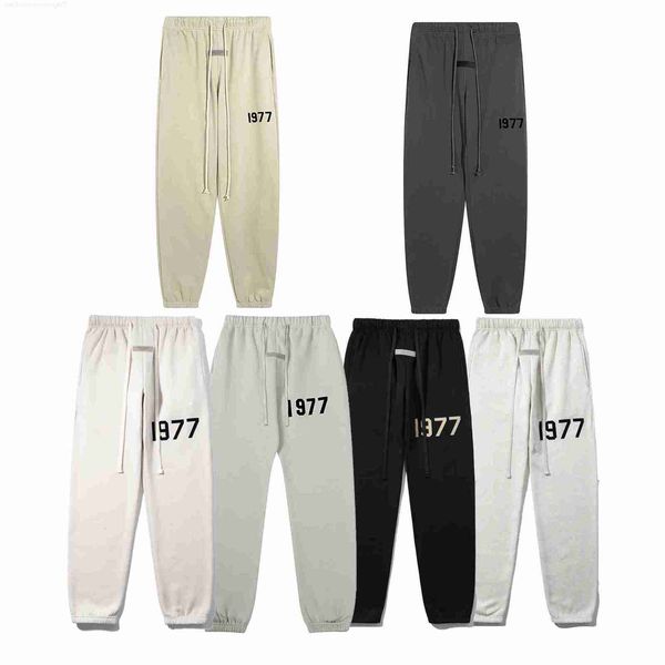 2023 new autumn winter pants sweatpant hight street fashion brand ess men's and women's 8th collection relaxed 1977 letter print d, Black
2023 new autumn winter pants sweatpant hight street fashion brand ess men's and women's 8th collection relaxed 1977 letter print d, Black