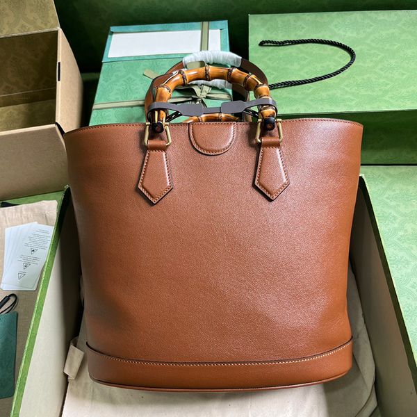 super_bagss 10a creator designer bamboo bag lady tote bag genuine leather bucket bag 31cm ace delicate knockoff handbag with box g039
super_bagss 10a creator designer bamboo bag lady tote bag genuine leather bucket bag 31cm ace delicate knockoff handbag with box g039