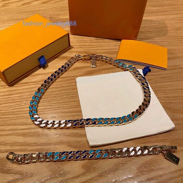 europe america fashion men hip-hop gold-colour hardwar engraved v initials flower pattern thick cuban chain links necklace bracelet sets mp3, Silver
europe america fashion men hip-hop gold-colour hardwar engraved v initials flower pattern thick cuban chain links necklace bracelet sets mp3, Silver