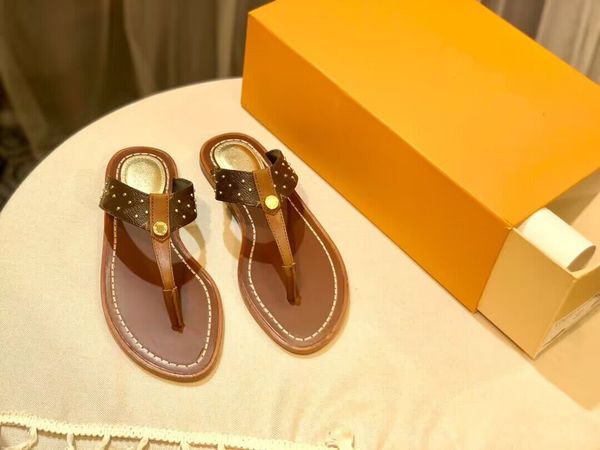 luxury signer lock it flat mule women slipper sandal brown leather star summer sandal flats flip flop outdoor beach casual slippers with box, Black
luxury signer lock it flat mule women slipper sandal brown leather star summer sandal flats flip flop outdoor beach casual slippers with box, Black