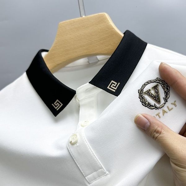 mens polos high end brand printed ice silk breathable short sleeve tshirt mens summer korean youth lapel casual paul polo shirt 230815, White;black
mens polos high end brand printed ice silk breathable short sleeve tshirt mens summer korean youth lapel casual paul polo shirt 230815, White;black