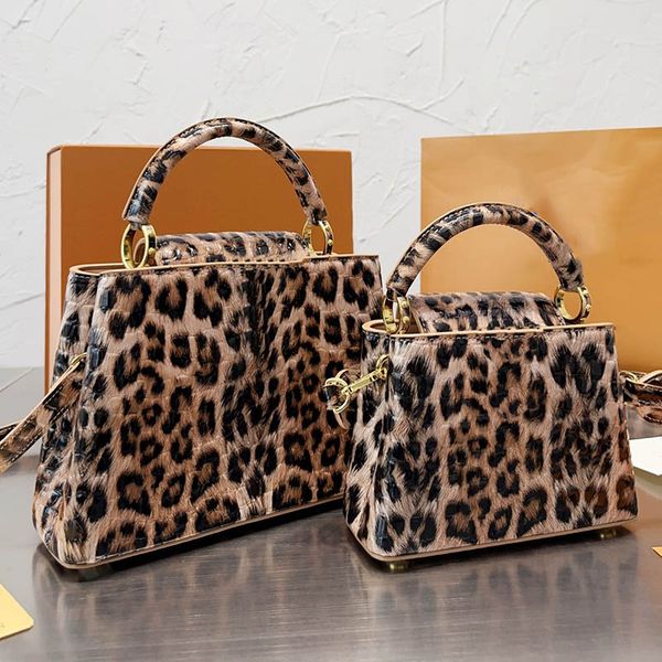 designer bag tote bag luxurys crossbody bags fashion shoulder handbag famous wallet genuine leather totes women dinner party gift bag shoppi
designer bag tote bag luxurys crossbody bags fashion shoulder handbag famous wallet genuine leather totes women dinner party gift bag shoppi
