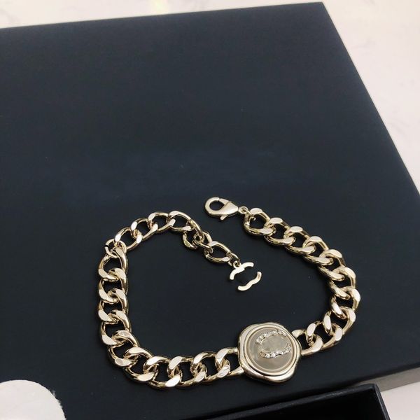 popular designer exquisite love bracelet women gold bracelets chain fashion personality hip-hop ax14d, Golden;silver
popular designer exquisite love bracelet women gold bracelets chain fashion personality hip-hop ax14d, Golden;silver