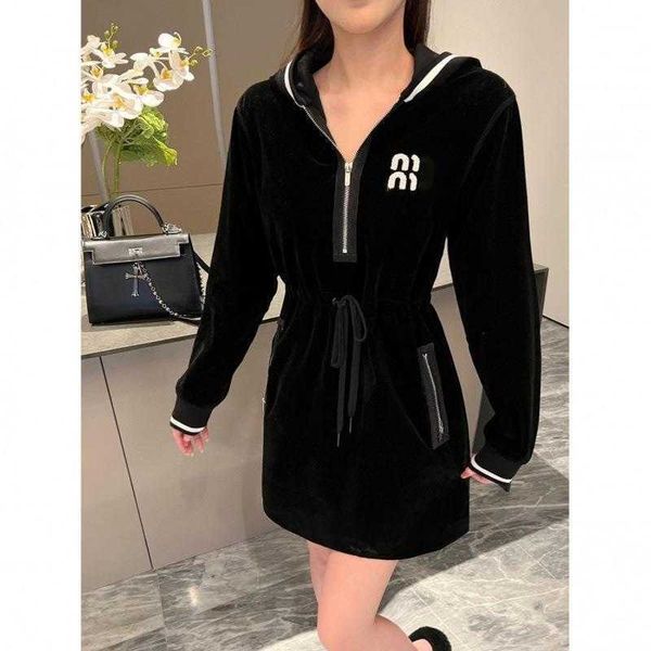 fashion embroidered black dress women skirt zipper hooded jacket designer skirt velvet short dress, Black;gray
fashion embroidered black dress women skirt zipper hooded jacket designer skirt velvet short dress, Black;gray