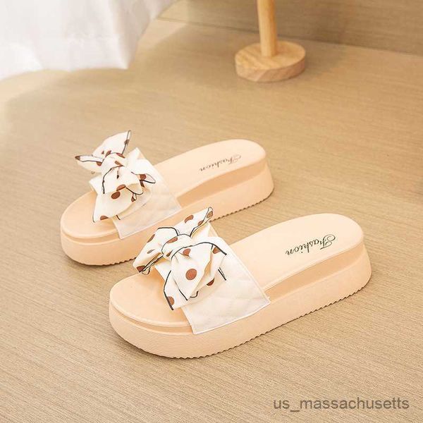 slipper new shaped slippers for women wearing fashionable round toe thick sole slip beach sandals women shoes flip flops r230816, Black;grey
slipper new shaped slippers for women wearing fashionable round toe thick sole slip beach sandals women shoes flip flops r230816, Black;grey