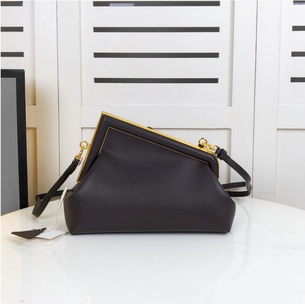 designer bag women channel bag handbag genuine leather bag baguette bags fashion with trendy letter pattern straddle shoulder bag -f ing
designer bag women channel bag handbag genuine leather bag baguette bags fashion with trendy letter pattern straddle shoulder bag -f ing