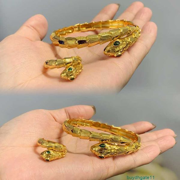 s04i bracelet bangle new personalized snake copper plated true gold head women's fashion versatile handicraft gift for friends, Black
s04i bracelet bangle new personalized snake copper plated true gold head women's fashion versatile handicraft gift for friends, Black
