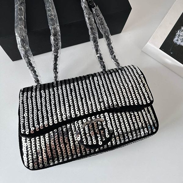 23cm bling women sequin flap shoulder bag quilted vintage adjustable chain crossbody designer bag evening clutch lined with patchwork leathe
23cm bling women sequin flap shoulder bag quilted vintage adjustable chain crossbody designer bag evening clutch lined with patchwork leathe
