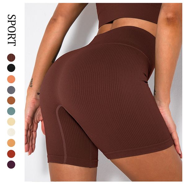 seamless yoga shorts quick dry for women with high waist and hip lifting running leggings short sports gym yoga suit fors cycling and mounta
seamless yoga shorts quick dry for women with high waist and hip lifting running leggings short sports gym yoga suit fors cycling and mounta