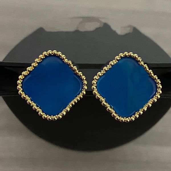 designer van clover stud earring luxury four-leaf classics charm earrings women jewelry womam flower earing 18k gold plated 98, Golden;silver
designer van clover stud earring luxury four-leaf classics charm earrings women jewelry womam flower earing 18k gold plated 98, Golden;silver