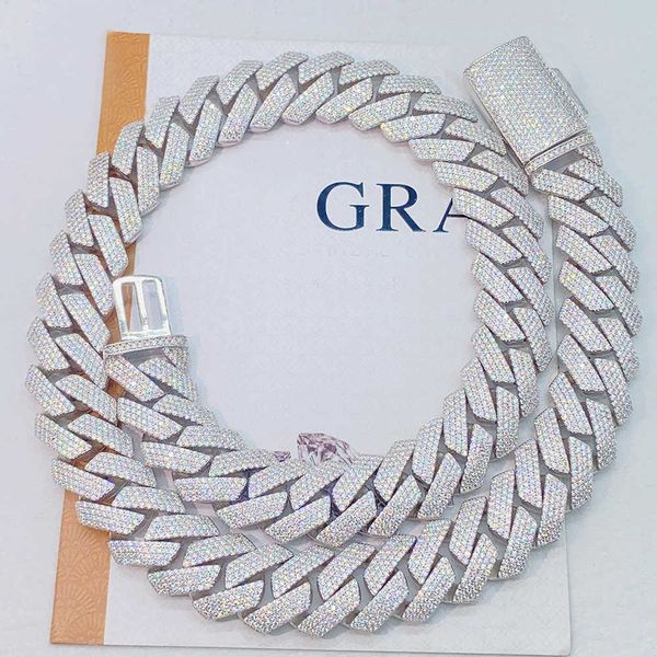 luxury designer iced out chain necklace for men width 18mm 20mm titanium steel plated gold silver mens cuban chain inlaid 3 row diamond hip, Black
luxury designer iced out chain necklace for men width 18mm 20mm titanium steel plated gold silver mens cuban chain inlaid 3 row diamond hip, Black
