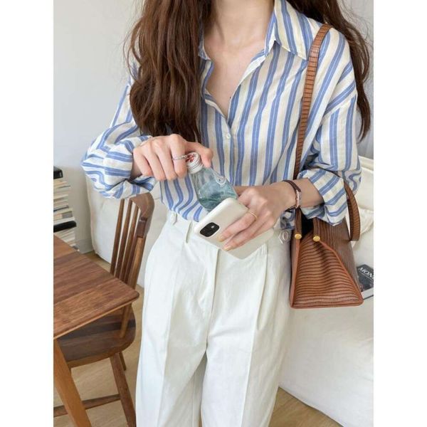 hong kong style womens blouses retro blue and white striped shirt long sleeve spring autumn korean version of the
hong kong style womens blouses retro blue and white striped shirt long sleeve spring autumn korean version of the