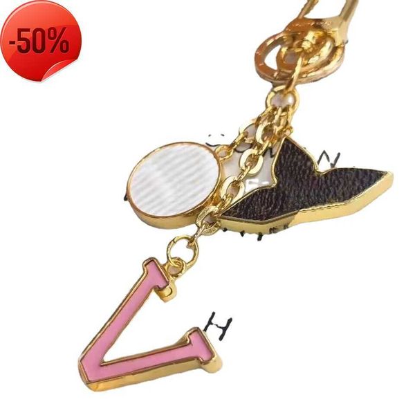 keychains lanyards fashion brand keychain letter designer metal womens bag charm pendant auto partses, Silver
keychains lanyards fashion brand keychain letter designer metal womens bag charm pendant auto partses, Silver