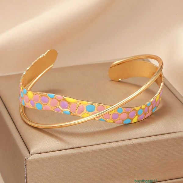 qdkp bracelet bangle small opening for women with light luxury design bohemian style exquisite and high-end feeling wavy shape, Black
qdkp bracelet bangle small opening for women with light luxury design bohemian style exquisite and high-end feeling wavy shape, Black