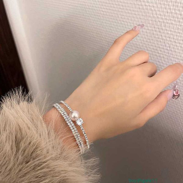 ceq6 bracelet bangle fashionable new exaggerated diamond opening with network red temperament design handpiece, Black
ceq6 bracelet bangle fashionable new exaggerated diamond opening with network red temperament design handpiece, Black