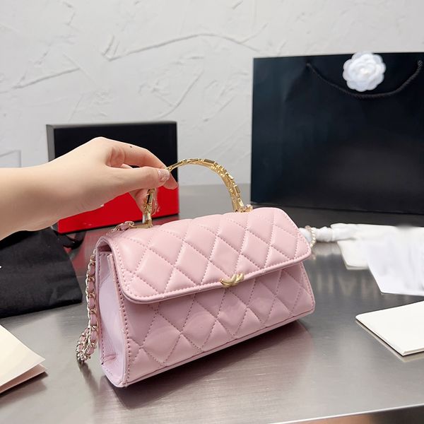 designer womens shoulder bag beautifully woven luxury handbag matelasse chain diagonal shoulder bag gold hardware metal c-buckle cosmetic ca
designer womens shoulder bag beautifully woven luxury handbag matelasse chain diagonal shoulder bag gold hardware metal c-buckle cosmetic ca
