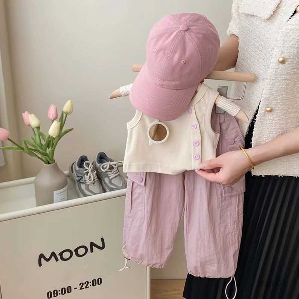 clothing sets kids girls suit sleeveless vest +cargo pants 2pcs summer style children clothes sets 1-6years old girls tees set r230816, White
clothing sets kids girls suit sleeveless vest +cargo pants 2pcs summer style children clothes sets 1-6years old girls tees set r230816, White