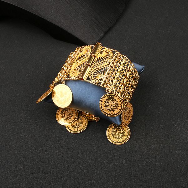 charm bracelets copper plated 18k gold wide bracelet arabian coin pendant bridal gift wedding jewelry bracelet for women avatar 230815, Golden;silver
charm bracelets copper plated 18k gold wide bracelet arabian coin pendant bridal gift wedding jewelry bracelet for women avatar 230815, Golden;silver