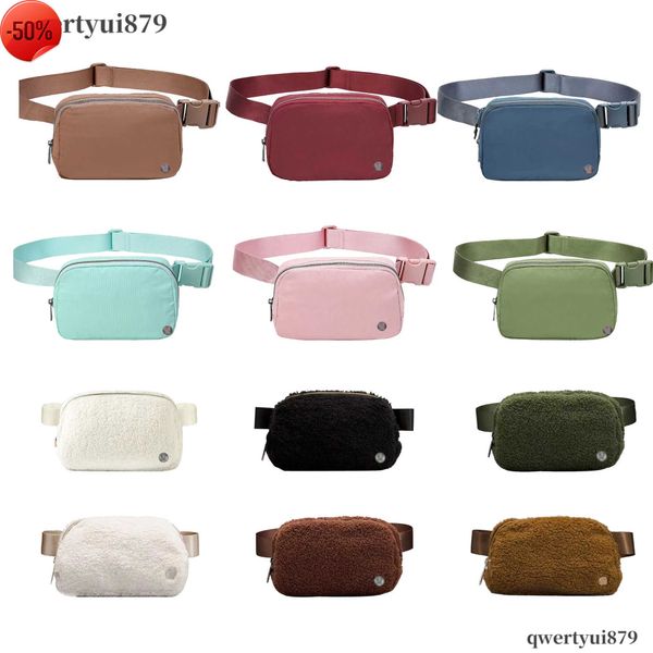 waistpacks qwertyui879 women bum lulu everywhere fleece waist bag schest luxury designer yoga belt bag fanny pack nylon bumbag mens outdoor
waistpacks qwertyui879 women bum lulu everywhere fleece waist bag schest luxury designer yoga belt bag fanny pack nylon bumbag mens outdoor