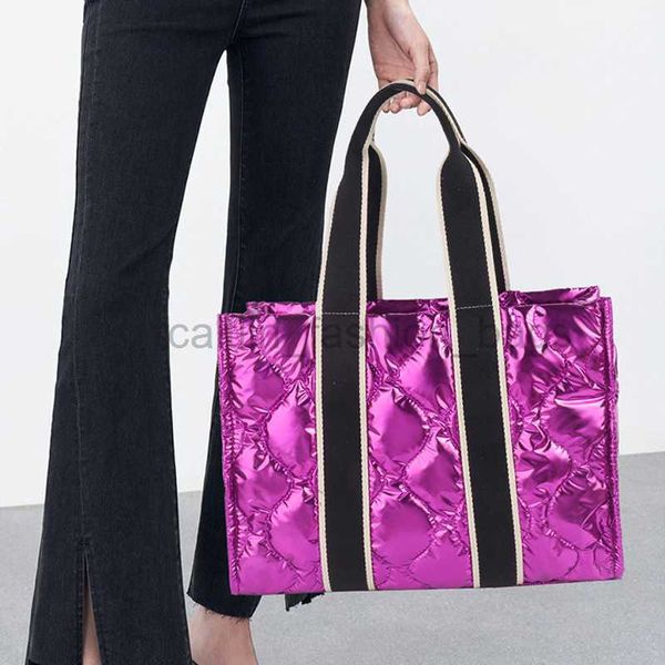 totes fashion laser padded women handbag lingge quilted luxury nylon metal cross body large fluffy wallet 2023 caitlin_fashion_bags
totes fashion laser padded women handbag lingge quilted luxury nylon metal cross body large fluffy wallet 2023 caitlin_fashion_bags