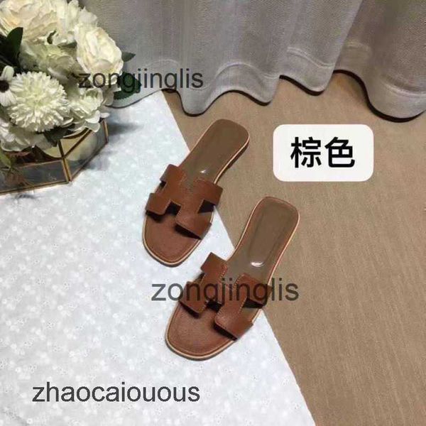 color 2023 summer women's baida slipper slippers oran designer bear shoes sandal matching leatflat sandals for tourism litchi pattern o
color 2023 summer women's baida slipper slippers oran designer bear shoes sandal matching leatflat sandals for tourism litchi pattern o