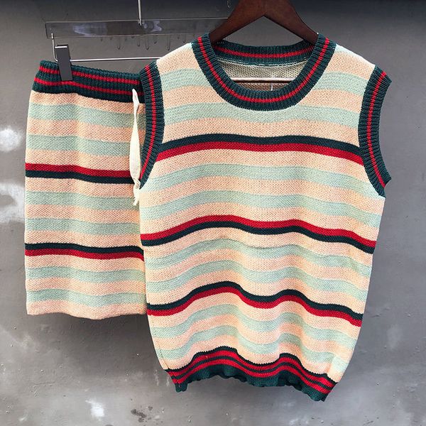 mens tracksuits breathable comfortable 2 piece set contrast stripe knit sleeveless tank short men homme camisetas hombre 230815, Gray
mens tracksuits breathable comfortable 2 piece set contrast stripe knit sleeveless tank short men homme camisetas hombre 230815, Gray