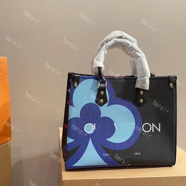 classic onthego handbag embossing flower tote bags shopping bag shoulder crossbody purse leather large capacity women letter clutch purses
classic onthego handbag embossing flower tote bags shopping bag shoulder crossbody purse leather large capacity women letter clutch purses