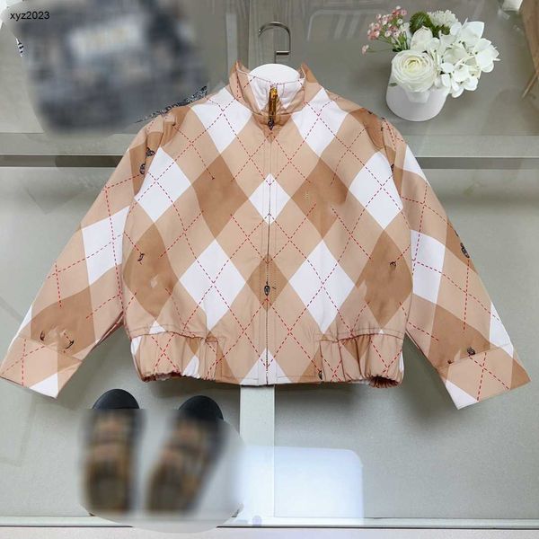 23ss designer kids jacket multi color check pattern design baby clothes size 100-160 cm animal pattern printing child coat july10, Blue;gray
23ss designer kids jacket multi color check pattern design baby clothes size 100-160 cm animal pattern printing child coat july10, Blue;gray