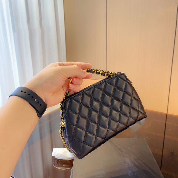 2023 fashion casual women's small bag rhomboid pattern chain crossbody shoulder bag
2023 fashion casual women's small bag rhomboid pattern chain crossbody shoulder bag