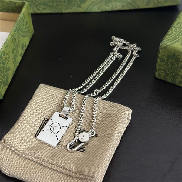 retro pendant necklace ggity double letter g logo jewelry brand designer men woman 925 silver long necklaces 66
retro pendant necklace ggity double letter g logo jewelry brand designer men woman 925 silver long necklaces 66