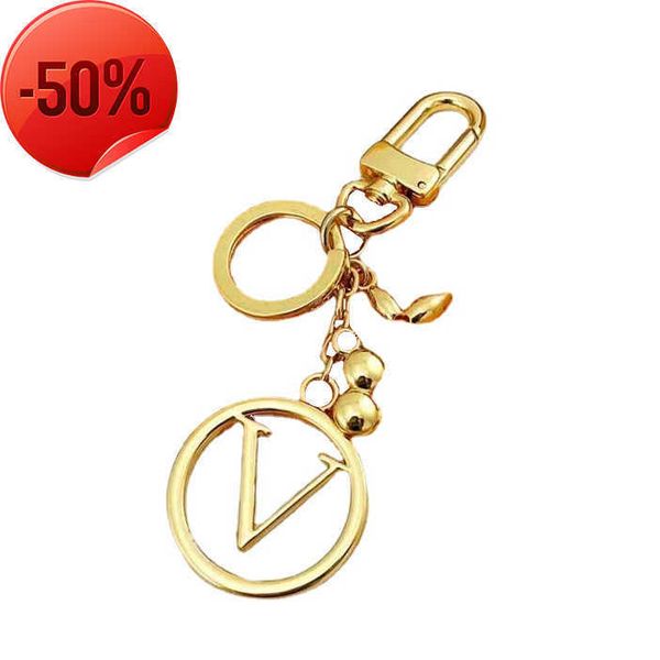 keychains lanyards new style luxury keychain letter designer metal womens bag charm pendant auto parts exquisite giftes, Silver
keychains lanyards new style luxury keychain letter designer metal womens bag charm pendant auto parts exquisite giftes, Silver