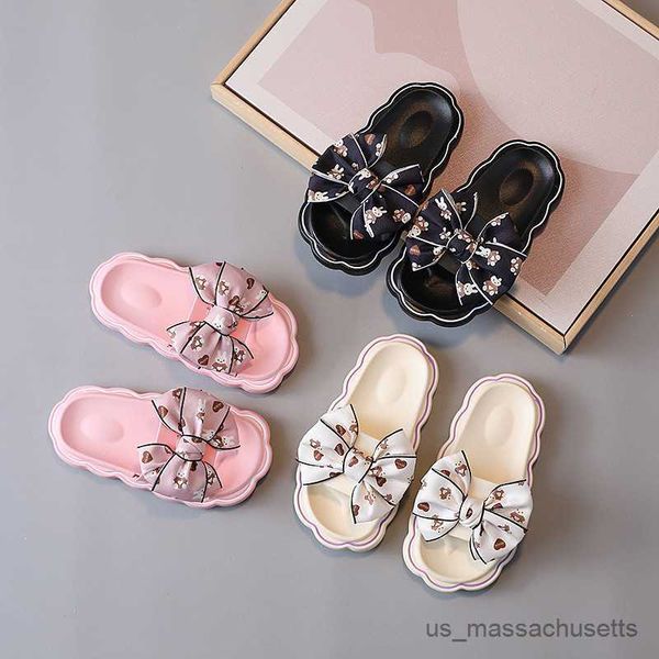 slipper children bowtie slippers summer new cute girls home slippers colorful children cloud slip shoes r230816, Black;grey
slipper children bowtie slippers summer new cute girls home slippers colorful children cloud slip shoes r230816, Black;grey