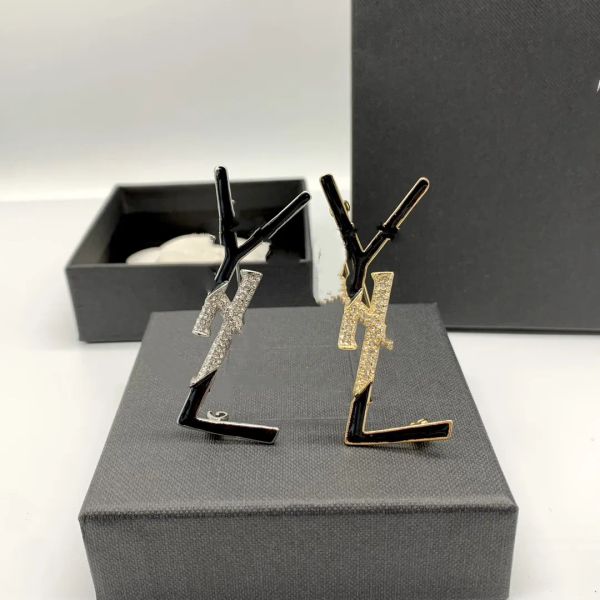 luxury black brooch pins for womens designer gold brooches mens silver pin golden s broche delicate broches fashion diamonds jewelry
luxury black brooch pins for womens designer gold brooches mens silver pin golden s broche delicate broches fashion diamonds jewelry