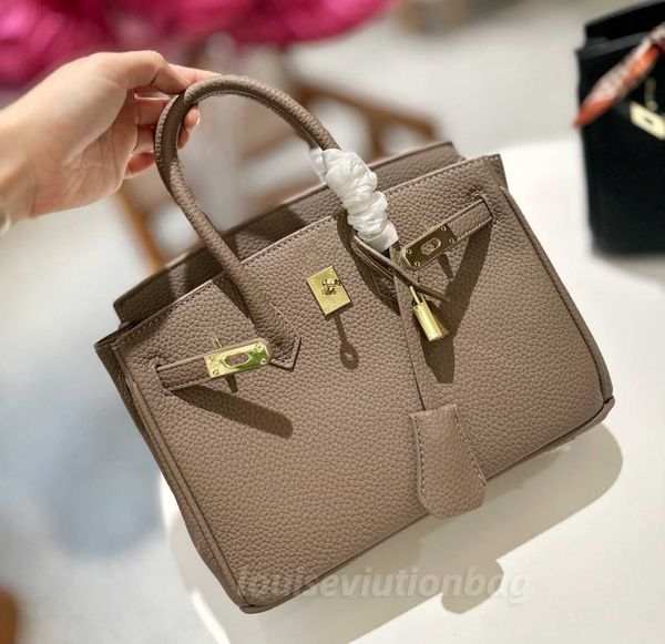 fashion purse women totes shoulder bags cowskin genuine leather brikin handbag scarf charm with shoulders straps birkin bag niche high sense
fashion purse women totes shoulder bags cowskin genuine leather brikin handbag scarf charm with shoulders straps birkin bag niche high sense