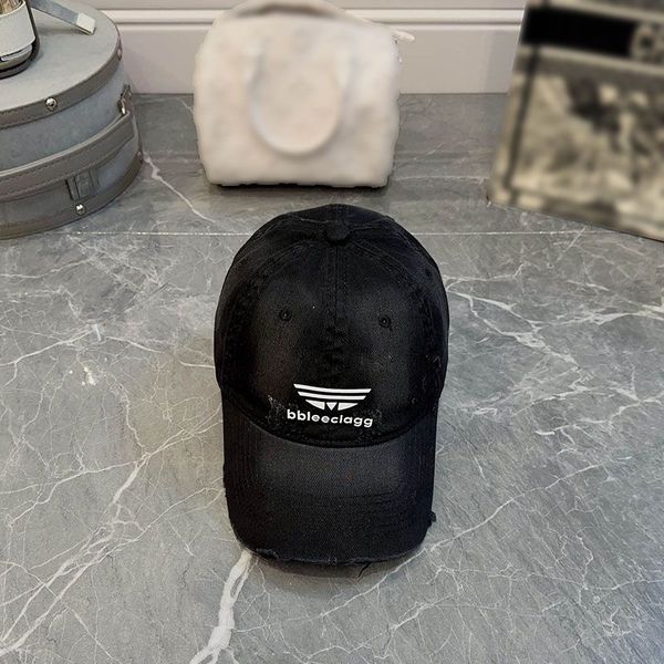 luxury designer baseball cap co-fashioned casquette hat sun-shading fashion simple style men and women universal social gathering shopping a, Blue;gray
luxury designer baseball cap co-fashioned casquette hat sun-shading fashion simple style men and women universal social gathering shopping a, Blue;gray