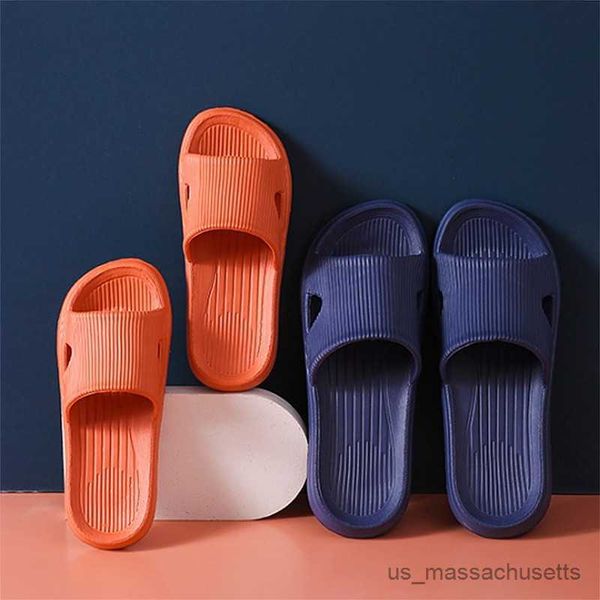slipper indoor non-slip slippers men women home bathroom bathing flip flops summer waterproof shoes soft bottom outdoors sandals r230816, Black;grey
slipper indoor non-slip slippers men women home bathroom bathing flip flops summer waterproof shoes soft bottom outdoors sandals r230816, Black;grey