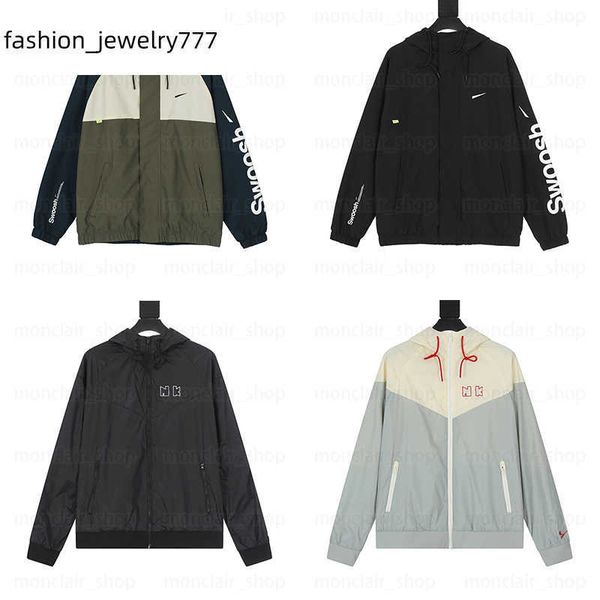 mens jackets tech designers jackets new classic n print fashion windproof fashion trend couple jacket must-have classic, Black;brown
mens jackets tech designers jackets new classic n print fashion windproof fashion trend couple jacket must-have classic, Black;brown