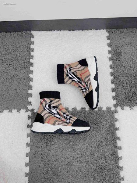kids shoes designer splicing design child sneakers size 26-35 khaki check design baby athletic shoes box packaging july13, Black;red
kids shoes designer splicing design child sneakers size 26-35 khaki check design baby athletic shoes box packaging july13, Black;red