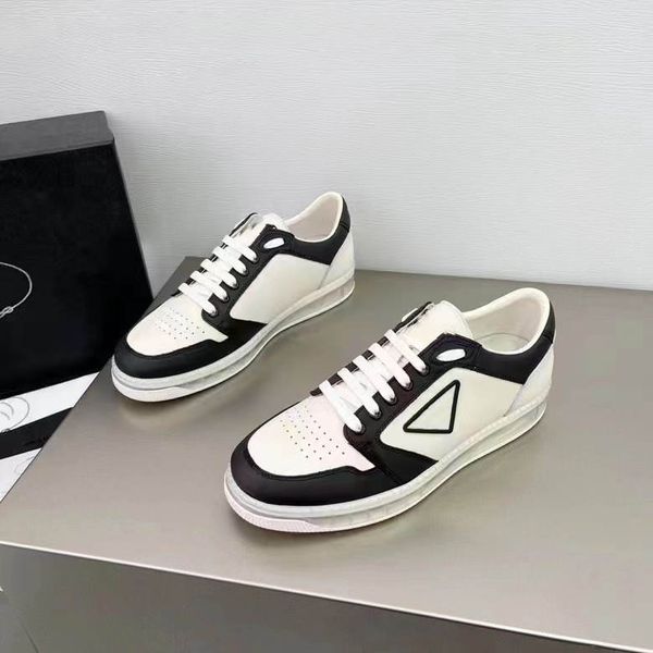 luxury designers triangle shoe canvas casual shoes spring and fall fashion sneakers printing confortable women outdoor platform 02, Red;white
luxury designers triangle shoe canvas casual shoes spring and fall fashion sneakers printing confortable women outdoor platform 02, Red;white