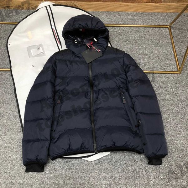 m designer hat zipper hidden letter mens down jacket arm badge hooded puffer jacket winter warm coat outwear black parkas size 1-5
m designer hat zipper hidden letter mens down jacket arm badge hooded puffer jacket winter warm coat outwear black parkas size 1-5
