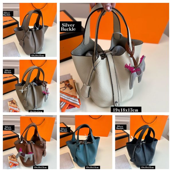 designer bucket bag name brand handbags genuine leather travel shoulder bag gold or silver buckle thick strap luxury tote bag designer shopp
designer bucket bag name brand handbags genuine leather travel shoulder bag gold or silver buckle thick strap luxury tote bag designer shopp
