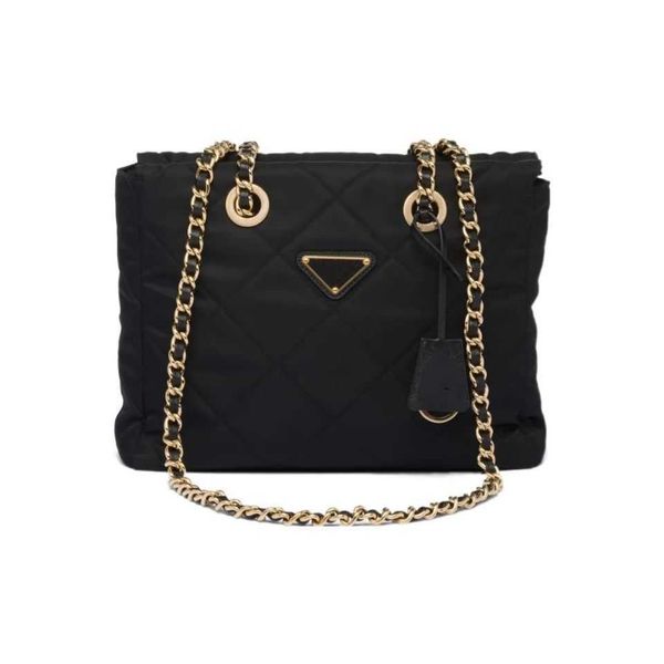 fashion designers no value trend women totes handbag tote shopping bag handbags high-capacity large beach bag designer travel crossbody shou
fashion designers no value trend women totes handbag tote shopping bag handbags high-capacity large beach bag designer travel crossbody shou
