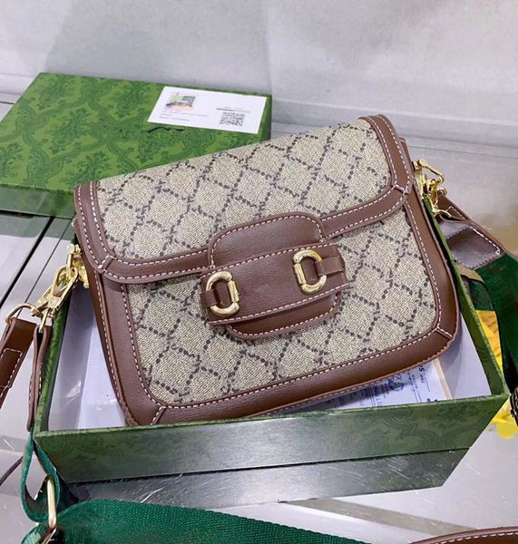 designer bag shoulder bag handbag fashion saddle bag crossbody bag women's classic luxury retro handbag luxury versatile portable cross
designer bag shoulder bag handbag fashion saddle bag crossbody bag women's classic luxury retro handbag luxury versatile portable cross